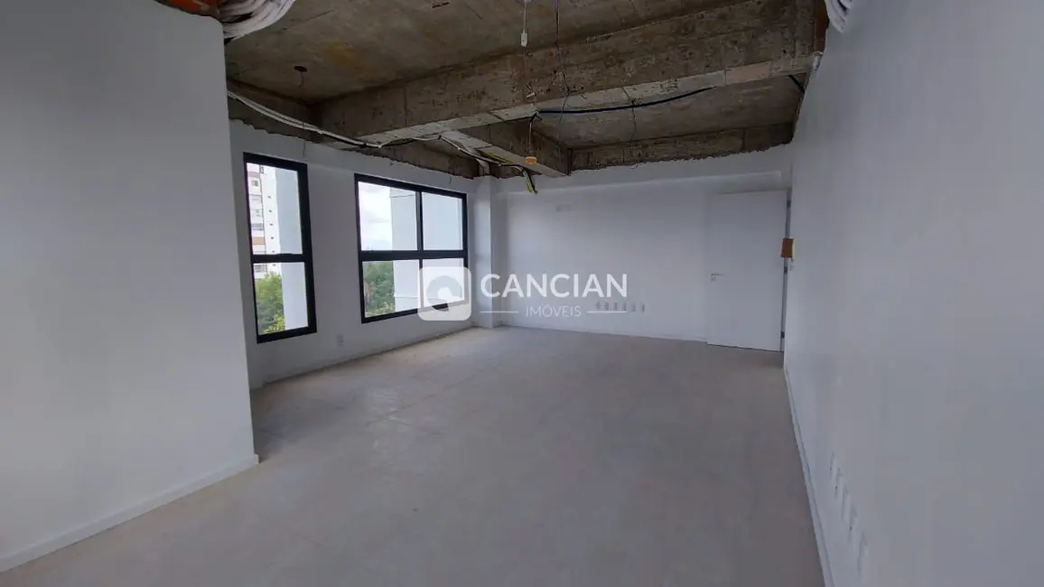 Sala Comercial com 1 quarto para alugar, 39m2 em Nossa Senhora de Fátima, Santa Maria - RS - imagem 5 Foto 5 de Sala Comercial com 1 quarto para alugar, 39m2 em Nossa Senhora de Fátima, Santa Maria - RS