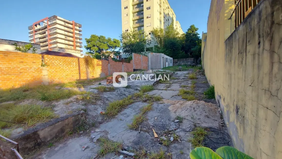 Foto 2 de Terreno / Lote à venda, 625m2 em Santa Maria - RS