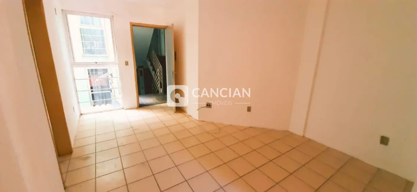 Foto 2 de Apartamento com 2 quartos à venda, 51m2 em Centro, Santa Maria - RS