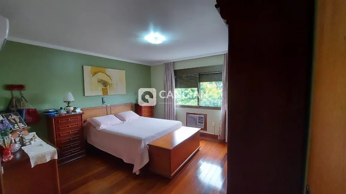 Foto 8 de Apartamento com 3 quartos à venda, 146m2 em Nossa Senhora Medianeira, Santa Maria - RS
