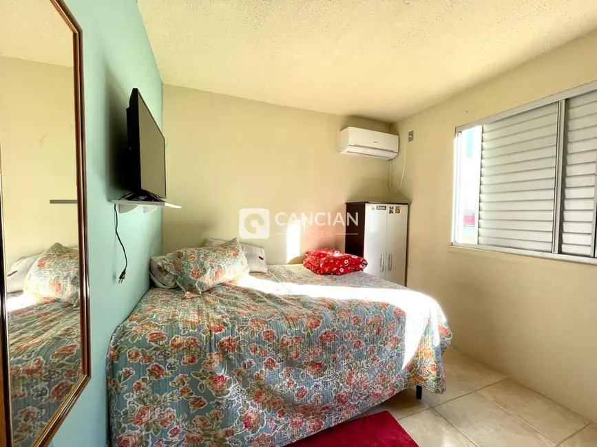 Foto 7 de Apartamento com 2 quartos à venda, 38m2 em Urlândia, Santa Maria - RS