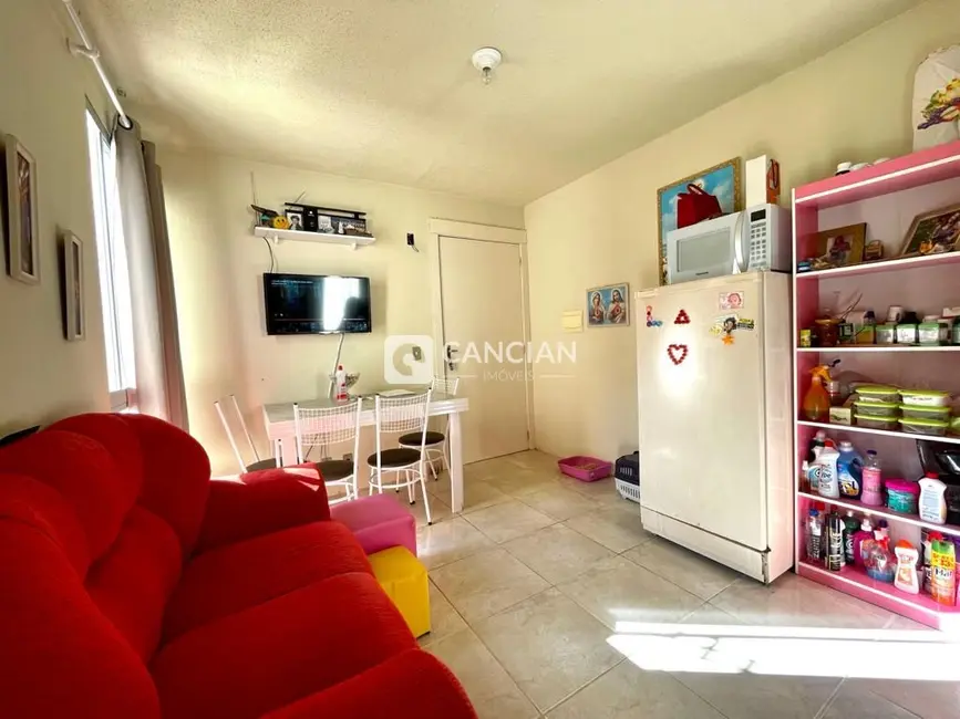 Foto 4 de Apartamento com 2 quartos à venda, 38m2 em Urlândia, Santa Maria - RS