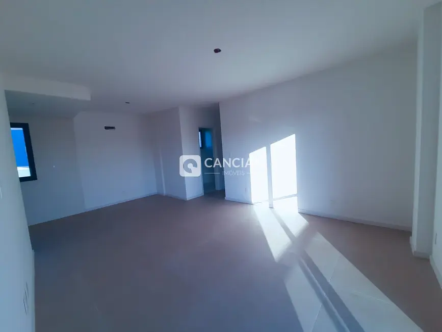 Foto 3 de Apartamento com 2 quartos à venda, 90m2 em Duque de Caxias, Santa Maria - RS
