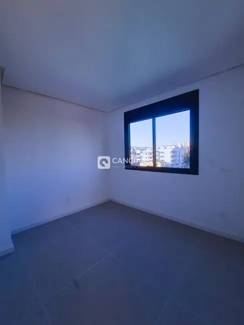 Foto 9 de Cobertura com 3 quartos à venda, 140m2 em Duque de Caxias, Santa Maria - RS