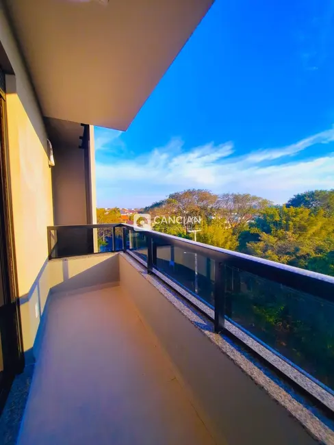 Foto 7 de Cobertura com 3 quartos à venda, 140m2 em Duque de Caxias, Santa Maria - RS