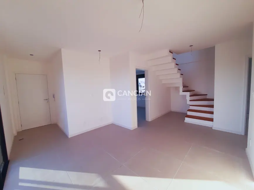 Foto 3 de Cobertura com 3 quartos à venda, 140m2 em Duque de Caxias, Santa Maria - RS