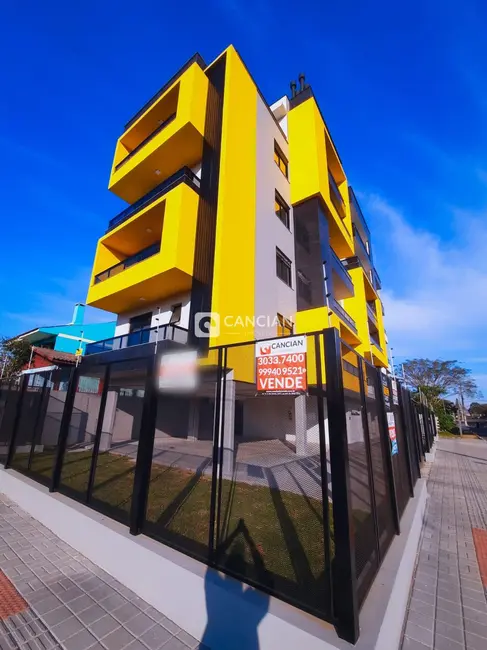 Foto 2 de Cobertura com 3 quartos à venda, 140m2 em Duque de Caxias, Santa Maria - RS