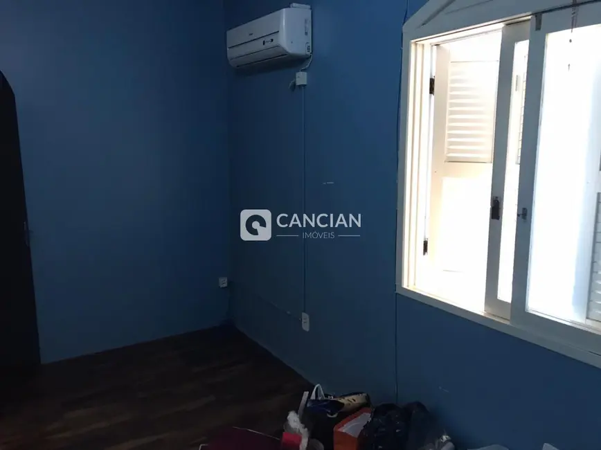 Casa com 4 quartos à venda, 203m2 em Camobi, Santa Maria - RS - imagem 4 Foto 4 de Casa com 4 quartos à venda, 203m2 em Camobi, Santa Maria - RS