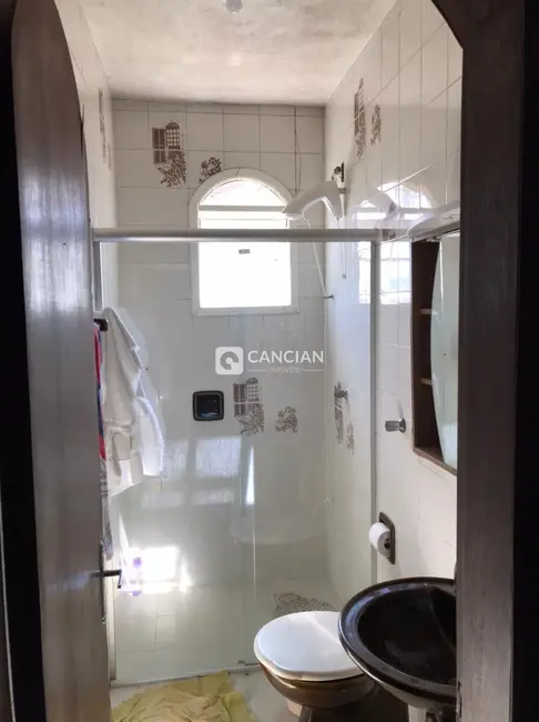 Casa com 4 quartos à venda, 203m2 em Camobi, Santa Maria - RS - imagem 5 Foto 5 de Casa com 4 quartos à venda, 203m2 em Camobi, Santa Maria - RS