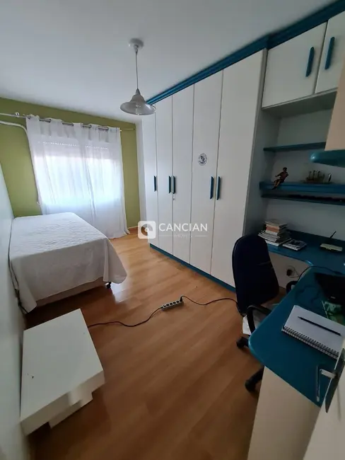 Cobertura com 3 quartos à venda, 192m2 em Patronato, Santa Maria - RS - imagem 8 Foto 8 de Cobertura com 3 quartos à venda, 192m2 em Patronato, Santa Maria - RS