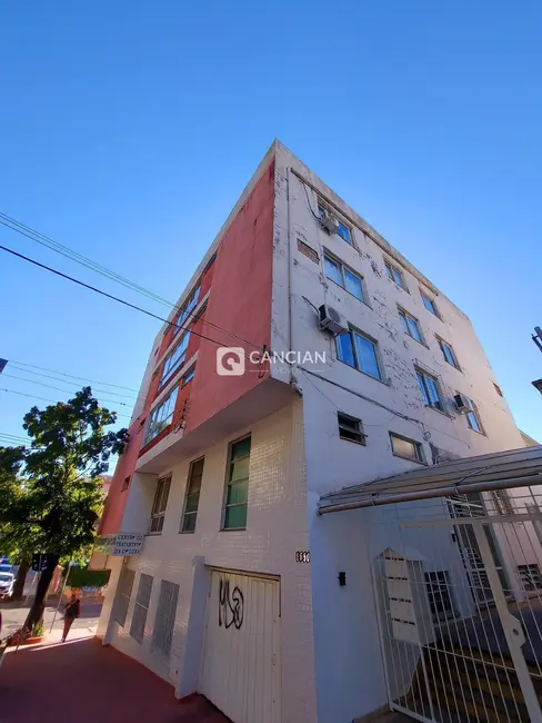 Apartamento com 2 quartos à venda, 105m2 em Centro, Santa Maria - RS - imagem 3 Foto 3 de Apartamento com 2 quartos à venda, 105m2 em Centro, Santa Maria - RS