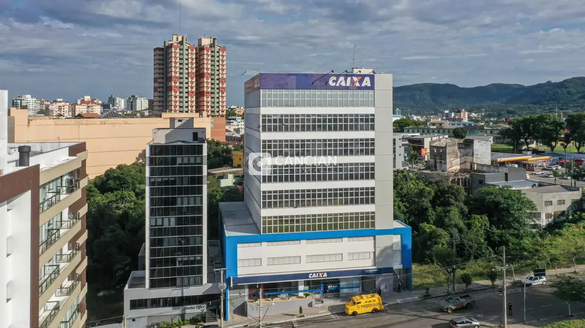 Sala Comercial com 2 quartos para alugar, 595m2 em Nossa Senhora das Dores, Santa Maria - RS - imagem 4 Foto 4 de Sala Comercial com 2 quartos para alugar, 595m2 em Nossa Senhora das Dores, Santa Maria - RS