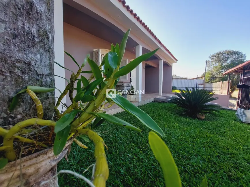 Foto 2 de Casa com 4 quartos à venda, 214m2 em Camobi, Santa Maria - RS