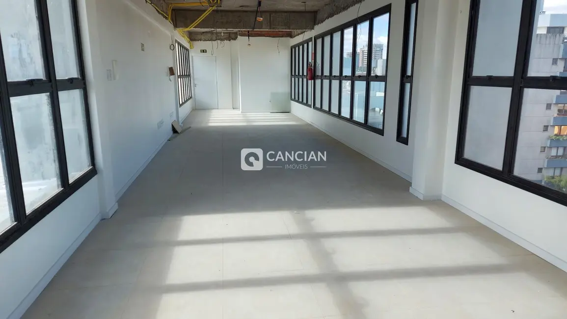 Foto 7 de Sala Comercial com 1 quarto para alugar, 75m2 em Nossa Senhora de Fátima, Santa Maria - RS