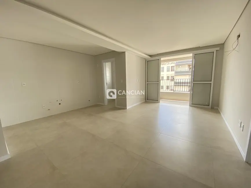 Foto 2 de Apartamento com 2 quartos à venda, 87m2 em Nossa Senhora de Fátima, Santa Maria - RS