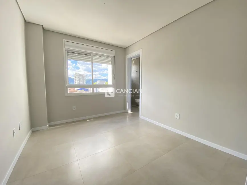 Foto 9 de Apartamento com 2 quartos à venda, 87m2 em Nossa Senhora de Fátima, Santa Maria - RS
