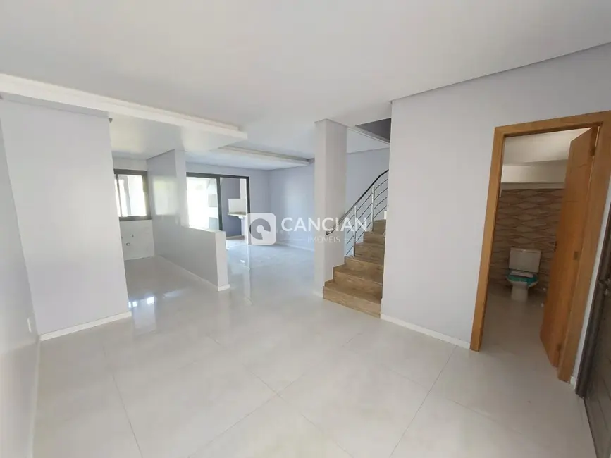 Casa com 3 quartos à venda, 174m2 em Camobi, Santa Maria - RS - imagem 4 Foto 4 de Casa com 3 quartos à venda, 174m2 em Camobi, Santa Maria - RS