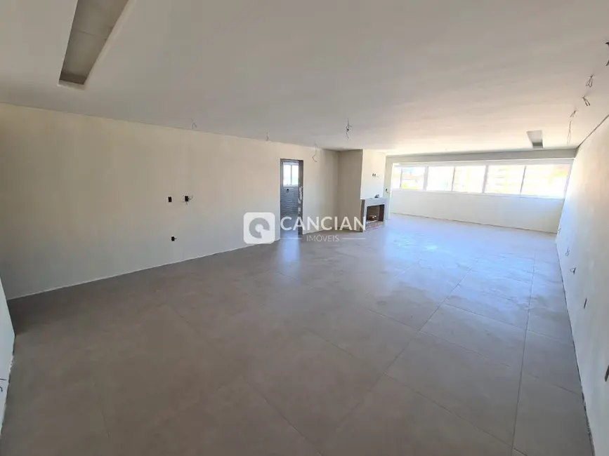 Apartamento com 3 quartos à venda, 213m2 em Centro, Santa Maria - RS - imagem 3 Foto 3 de Apartamento com 3 quartos à venda, 213m2 em Centro, Santa Maria - RS