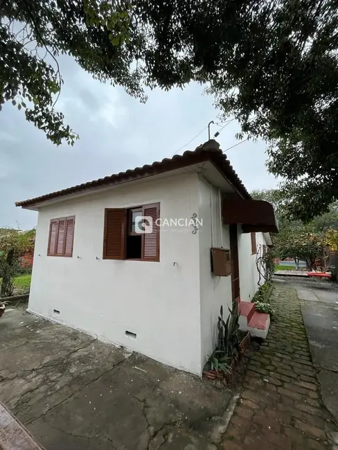 Foto 1 de Casa com 2 quartos à venda, 79m2 em Camobi, Santa Maria - RS