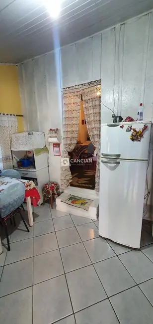 Casa com 2 quartos à venda, 79m2 em Camobi, Santa Maria - RS - imagem 4 Foto 4 de Casa com 2 quartos à venda, 79m2 em Camobi, Santa Maria - RS