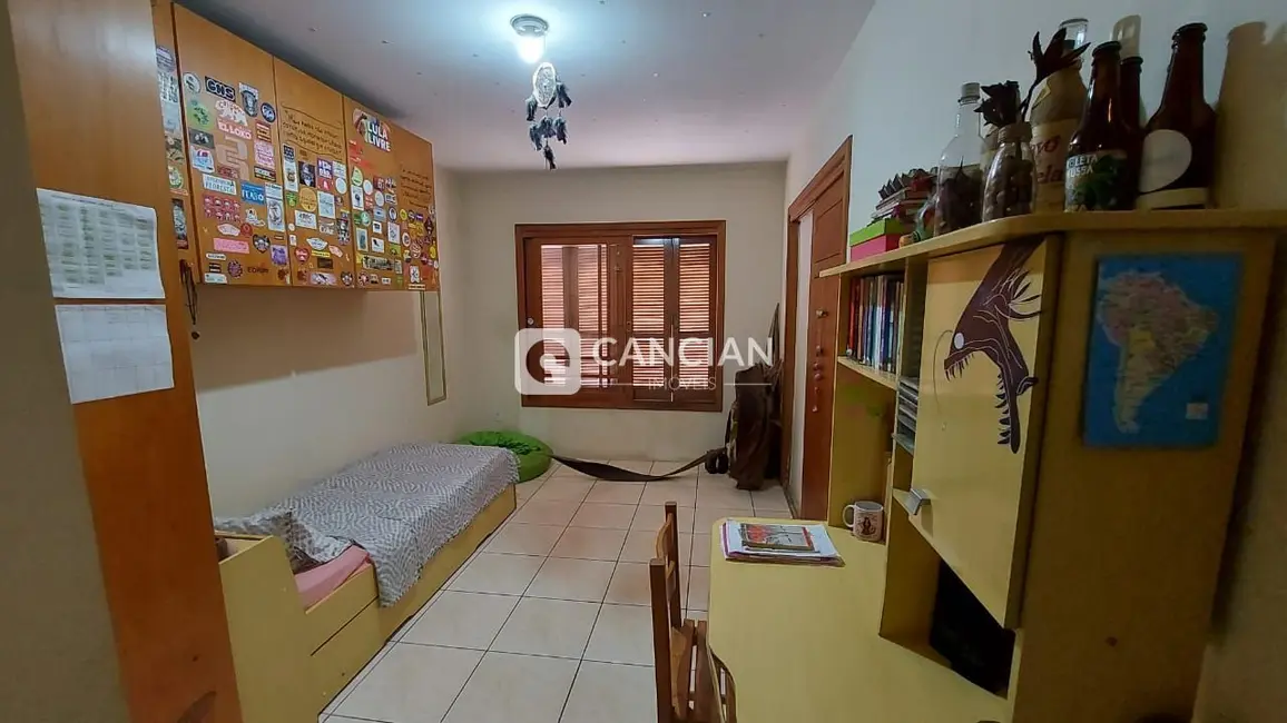 Casa com 4 quartos à venda, 280m2 em Juscelino Kubitschek, Santa Maria - RS - imagem 5 Foto 5 de Casa com 4 quartos à venda, 280m2 em Juscelino Kubitschek, Santa Maria - RS