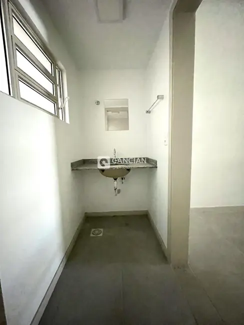 Sala Comercial com 1 quarto à venda, 41m2 em Centro, Santa Maria - RS - imagem 7 Foto 7 de Sala Comercial com 1 quarto à venda, 41m2 em Centro, Santa Maria - RS