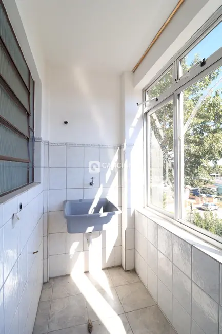 Apartamento com 3 quartos para alugar, 79m2 em Boi Morto, Santa Maria - RS - imagem 6 Foto 6 de Apartamento com 3 quartos para alugar, 79m2 em Boi Morto, Santa Maria - RS