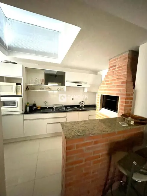 Foto 8 de Apartamento com 3 quartos à venda, 106m2 em Bonfim, Santa Maria - RS