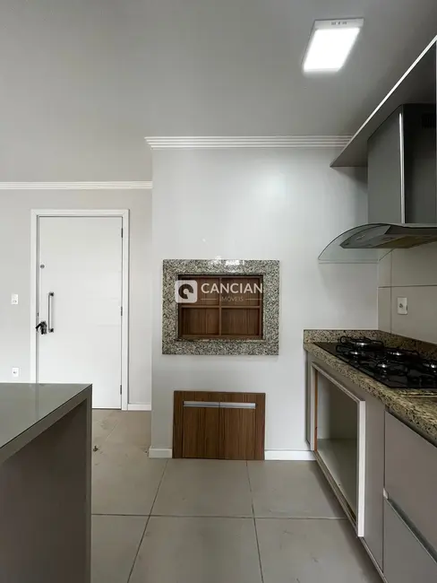 Foto 9 de Apartamento com 2 quartos à venda, 75m2 em Nossa Senhora das Dores, Santa Maria - RS