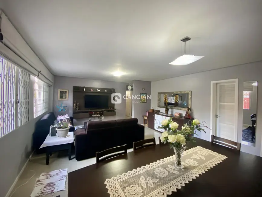 Foto 3 de Apartamento com 3 quartos à venda, 138m2 em Centro, Santa Maria - RS