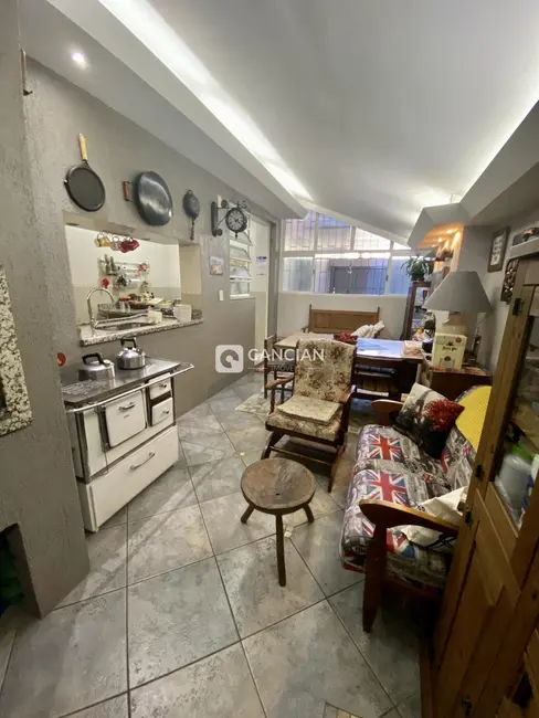 Foto 8 de Apartamento com 3 quartos à venda, 138m2 em Centro, Santa Maria - RS