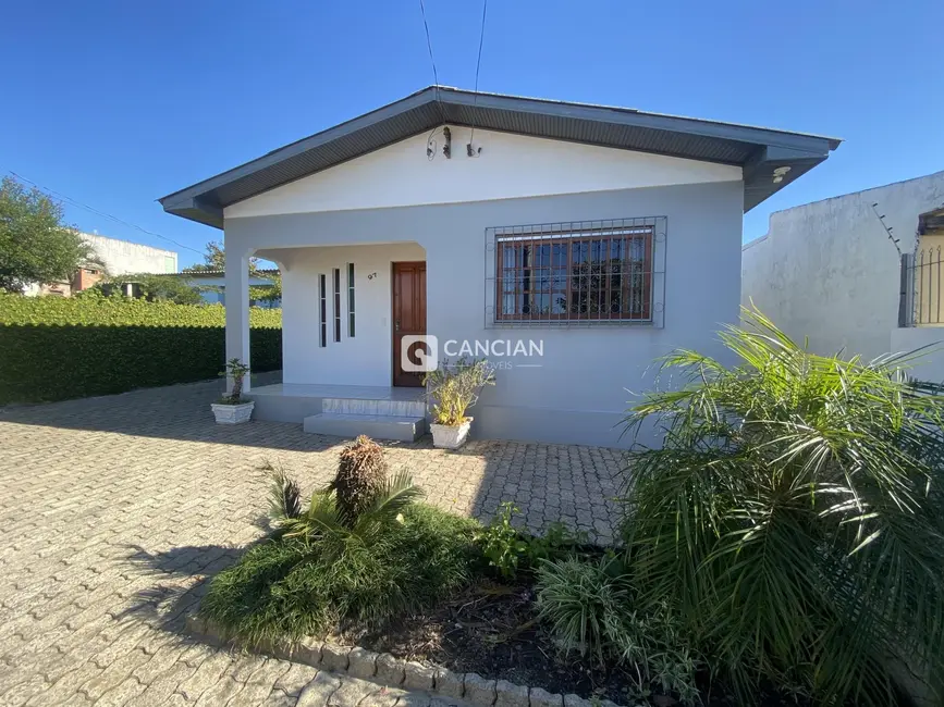 Foto 2 de Casa com 4 quartos à venda, 180m2 em Pinheiro Machado, Santa Maria - RS