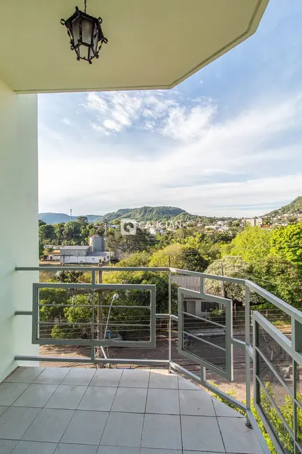 Foto 3 de Cobertura com 3 quartos à venda, 172m2 em Nossa Senhora das Dores, Santa Maria - RS