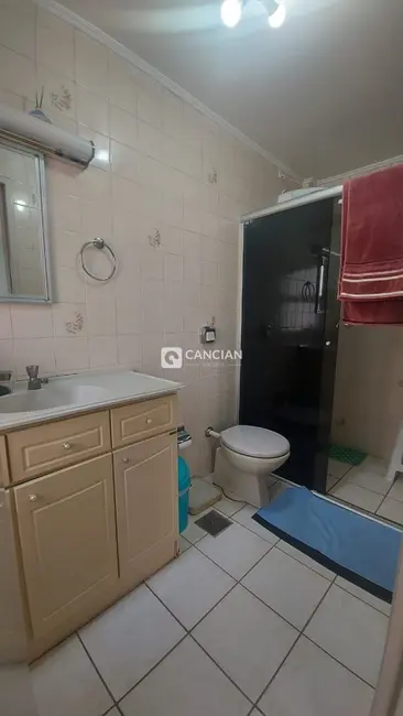 Foto 6 de Apartamento com 3 quartos à venda, 120m2 em Nossa Senhora Medianeira, Santa Maria - RS