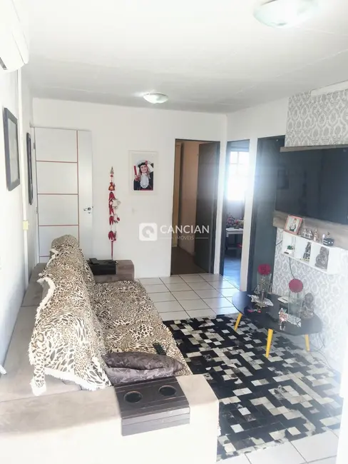 Casa com 3 quartos à venda, 92m2 em Tancredo Neves, Santa Maria - RS - imagem 4 Foto 4 de Casa com 3 quartos à venda, 92m2 em Tancredo Neves, Santa Maria - RS