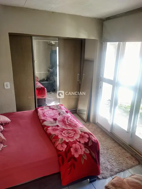 Casa com 3 quartos à venda, 92m2 em Tancredo Neves, Santa Maria - RS - imagem 9 Foto 9 de Casa com 3 quartos à venda, 92m2 em Tancredo Neves, Santa Maria - RS