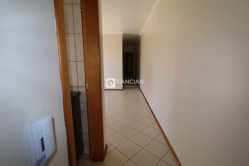 Foto 2 de Apartamento com 2 quartos à venda, 66m2 em Nossa Senhora de Fátima, Santa Maria - RS