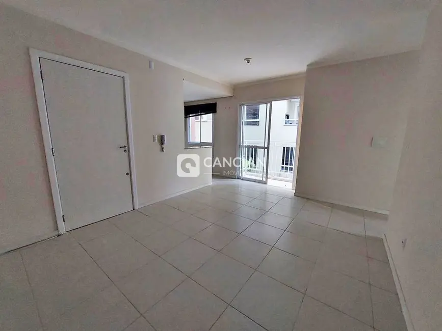 Foto 3 de Apartamento com 2 quartos à venda, 59m2 em Camobi, Santa Maria - RS