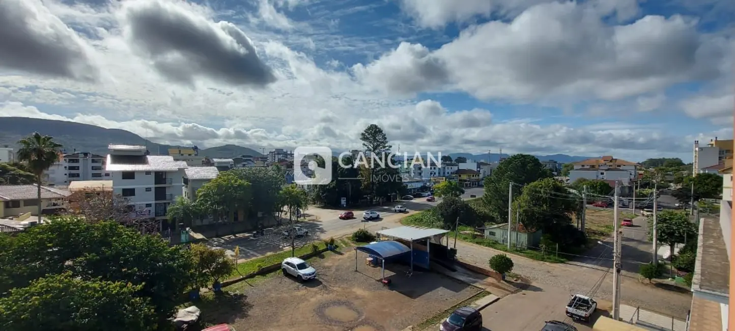 Foto 3 de Apartamento com 2 quartos à venda, 73m2 em Camobi, Santa Maria - RS