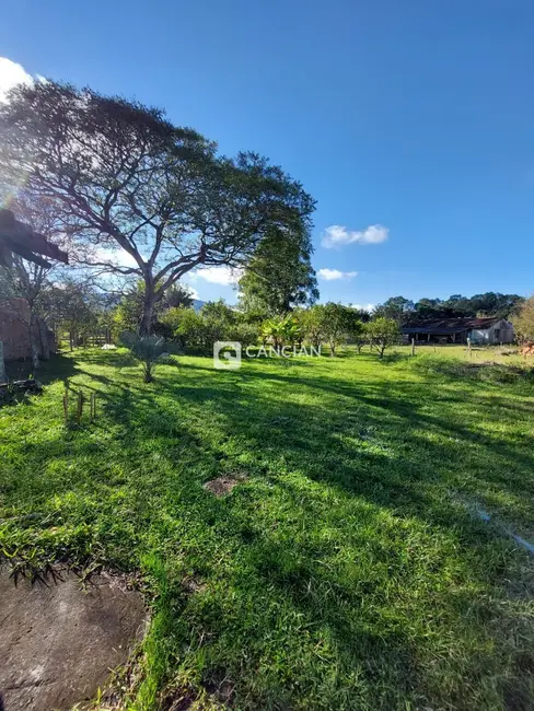 Foto 1 de Terreno / Lote à venda, 3750m2 em Santa Maria - RS