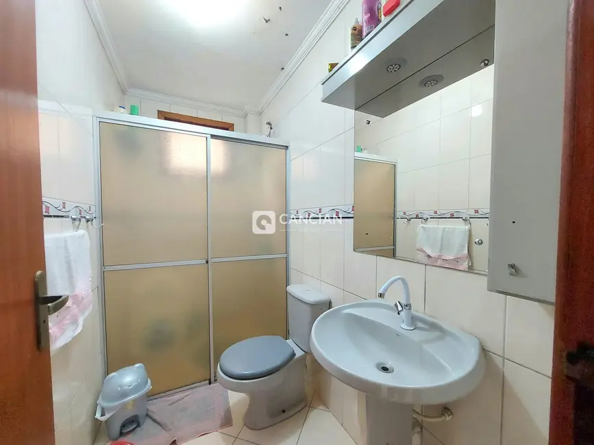 Foto 9 de Apartamento com 3 quartos à venda, 85m2 em Camobi, Santa Maria - RS