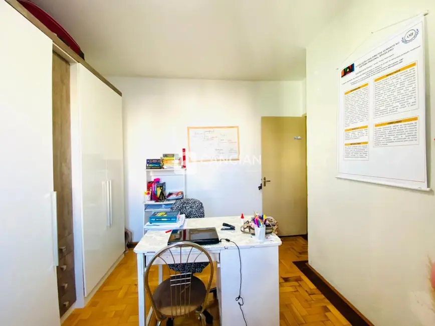 Foto 9 de Apartamento com 3 quartos à venda, 106m2 em Centro, Santa Maria - RS