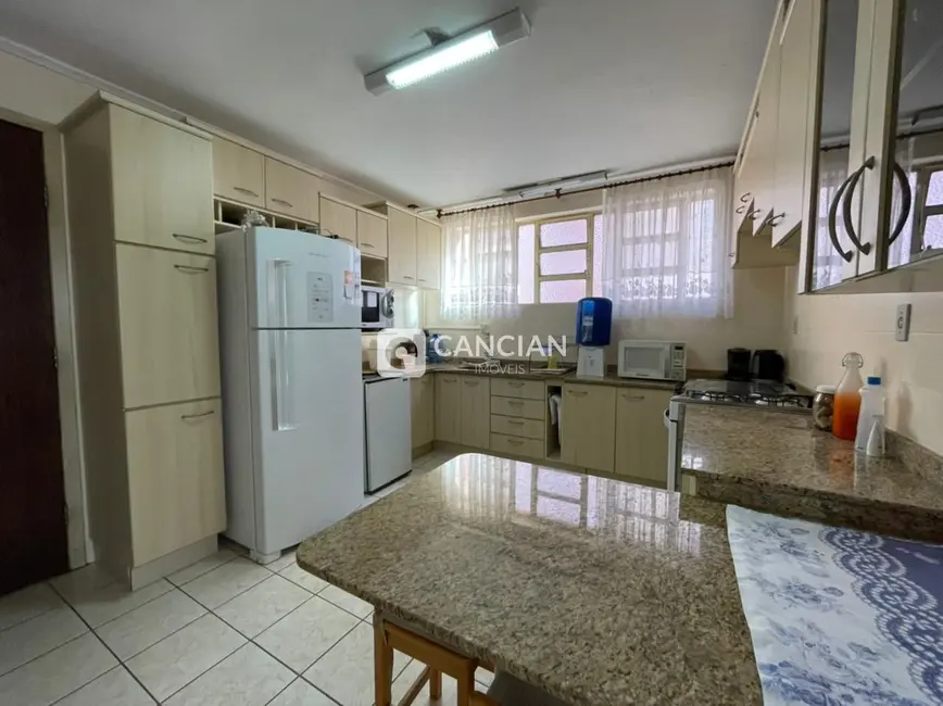 Apartamento com 3 quartos à venda, 122m2 em Nossa Senhora de Fátima, Santa Maria - RS - imagem 5 Foto 5 de Apartamento com 3 quartos à venda, 122m2 em Nossa Senhora de Fátima, Santa Maria - RS