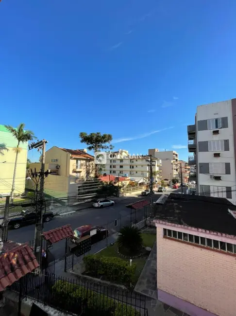 Apartamento com 3 quartos à venda, 122m2 em Nossa Senhora de Fátima, Santa Maria - RS - imagem 4 Foto 4 de Apartamento com 3 quartos à venda, 122m2 em Nossa Senhora de Fátima, Santa Maria - RS