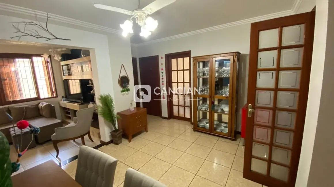 Casa com 3 quartos à venda, 202m2 em Nossa Senhora do Rosário, Santa Maria - RS - imagem 7 Foto 7 de Casa com 3 quartos à venda, 202m2 em Nossa Senhora do Rosário, Santa Maria - RS