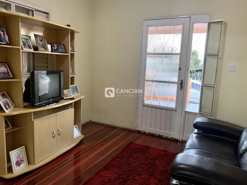 Casa com 4 quartos à venda, 220m2 em Chácara das Flores, Santa Maria - RS - imagem 4 Foto 4 de Casa com 4 quartos à venda, 220m2 em Chácara das Flores, Santa Maria - RS