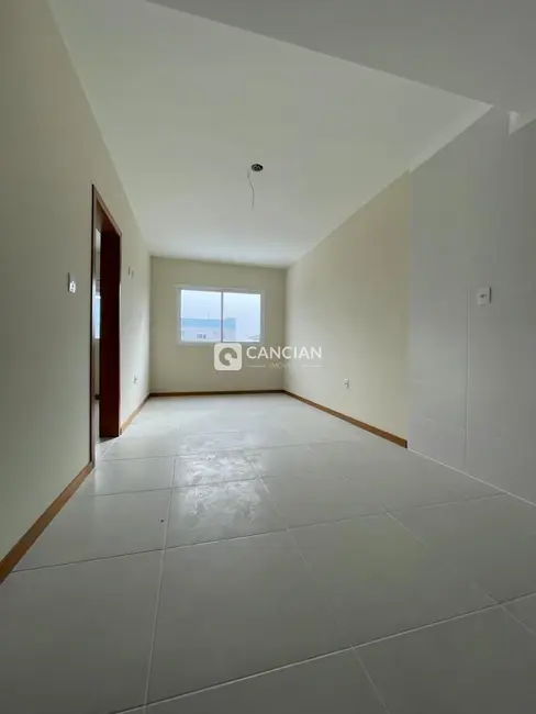 Foto 2 de Apartamento com 1 quarto à venda, 40m2 em Camobi, Santa Maria - RS