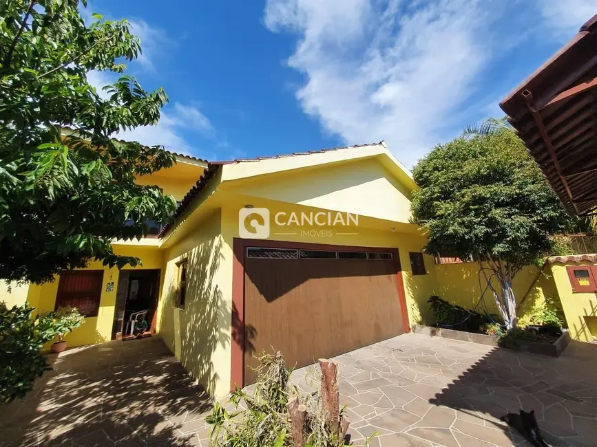 Foto 2 de Casa com 4 quartos à venda, 190m2 em Tancredo Neves, Santa Maria - RS