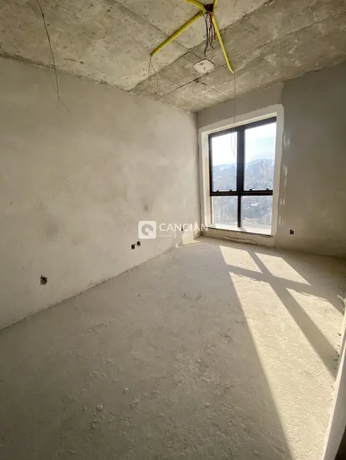 Foto 9 de Apartamento com 3 quartos à venda, 222m2 em Nossa Senhora de Fátima, Santa Maria - RS
