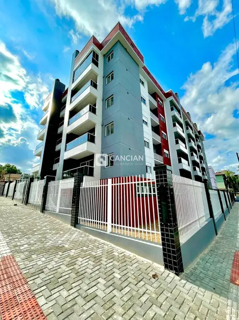 Foto 2 de Apartamento com 2 quartos à venda, 80m2 em Camobi, Santa Maria - RS